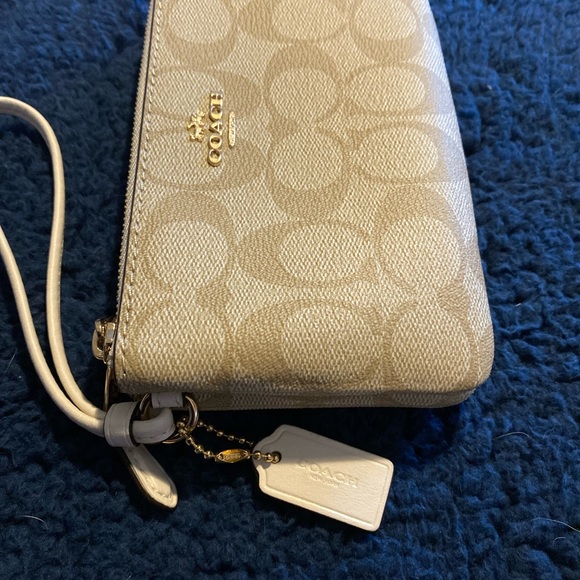 NWT Double zip wallet in Signature canvas IM/Light Khaki/Chalk - Picture 5 of 8